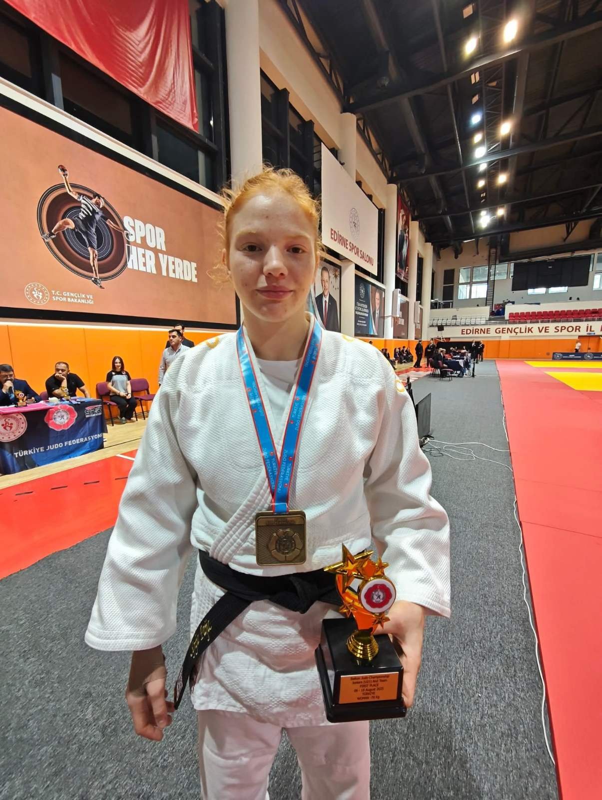 0-02-05-d4e392af965bd92258791f5a837057a1d4d0512b1bd52f45469086efe9b360dd_2233a13872c