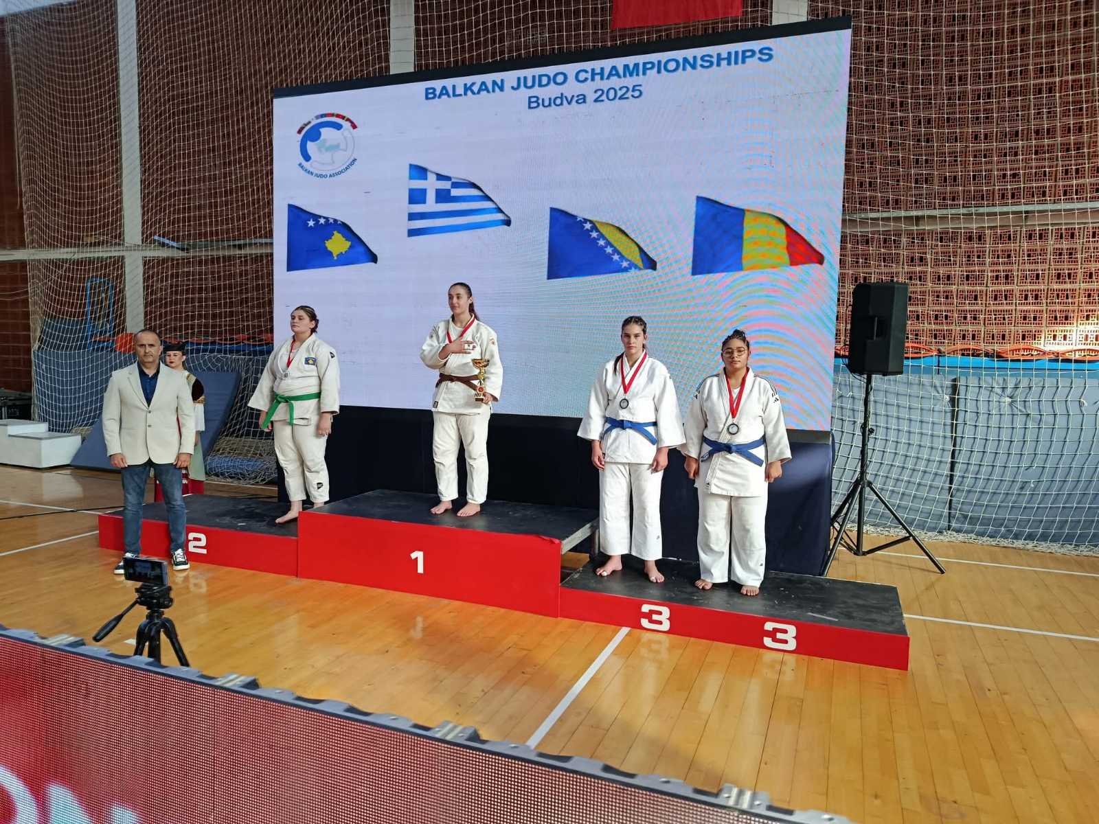 0-02-05-481b3d5f33b1b47bf6908c661bc74235ef42b7bc28f6eec9e8b02025966f3336_21d0b842e64